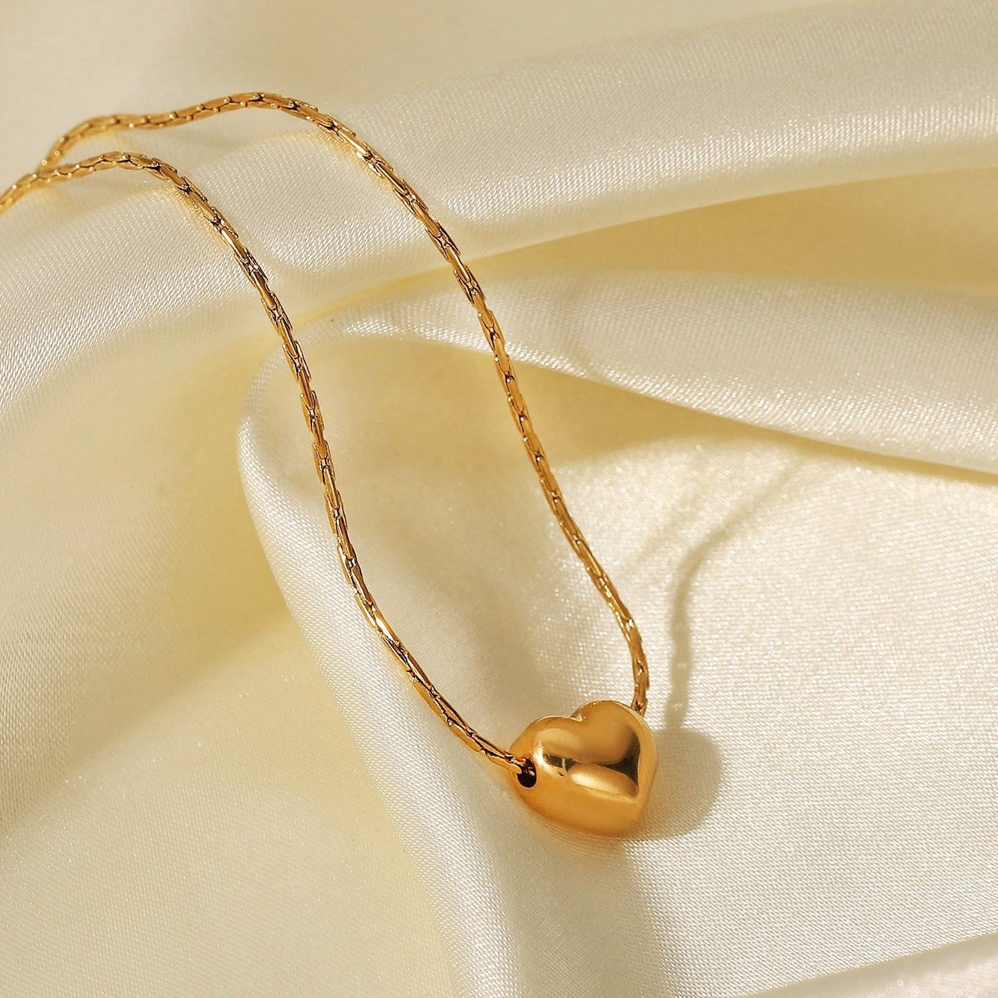 Dainty Heart Necklace