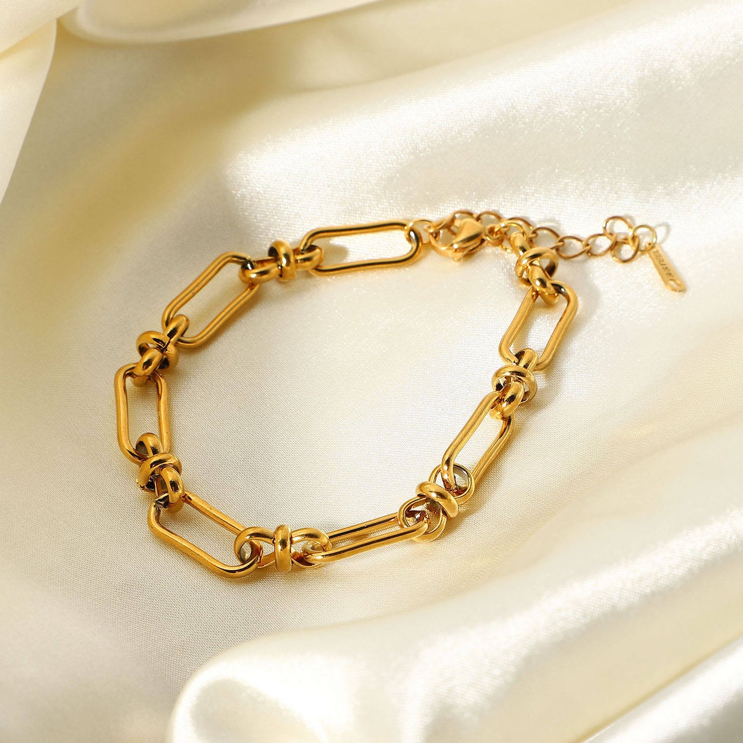 Gold link bracelet